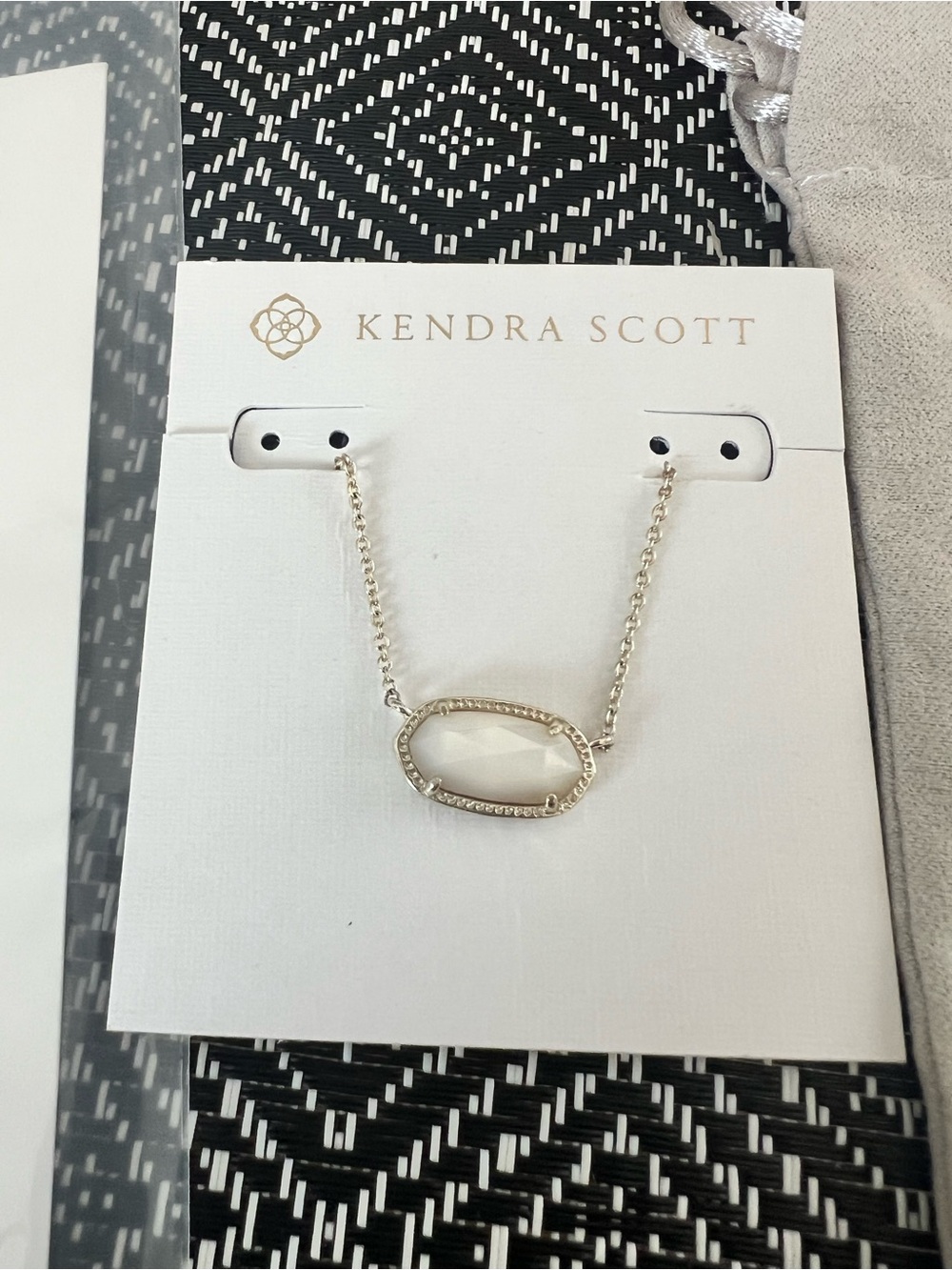 Kendra Scott Silver Oval Pendant Necklace with White Stone